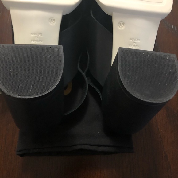 Miista Deliliah Chunky Heeled Sandals - Picture 8 of 12